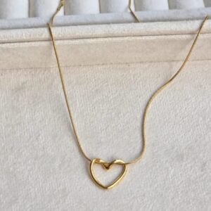 Minimal Necklace